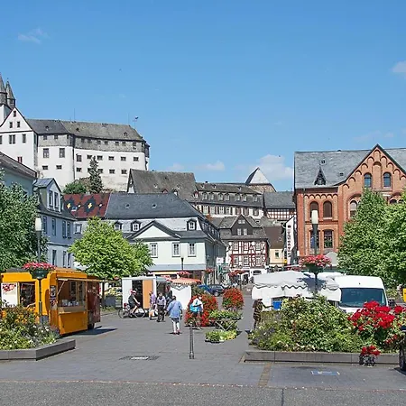 Diezer I Altstadt アパート ディーツ